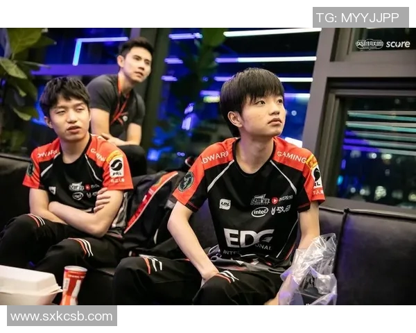 EDG在DOTA2赛事中的整体压制表现分析与反思